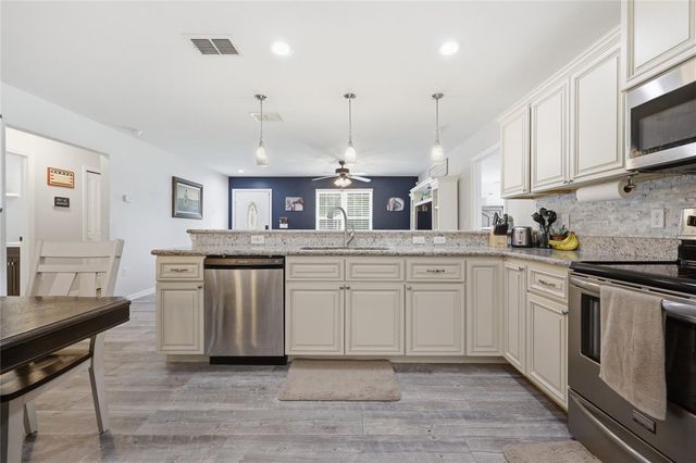 2830 NW 174 STREET, Trenton, FL 32693