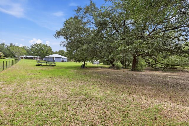 2830 NW 174 STREET, Trenton, FL 32693