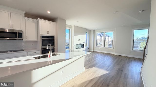 8971 KATHERINE JOHNSON AVE, Manassas, VA 20109