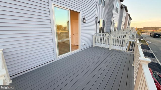 8971 KATHERINE JOHNSON AVE, Manassas, VA 20109