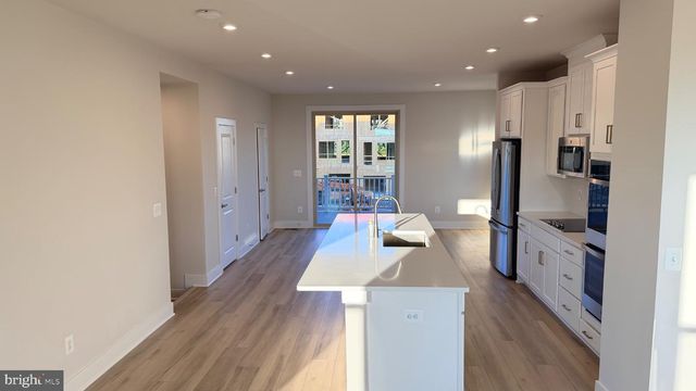 8971 KATHERINE JOHNSON AVE, Manassas, VA 20109