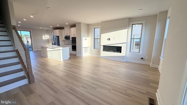 8971 KATHERINE JOHNSON AVE, Manassas, VA 20109