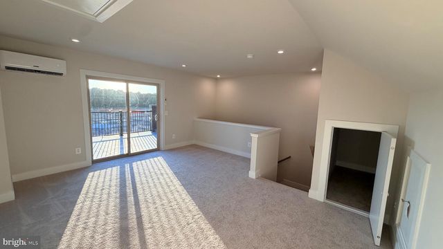 8971 KATHERINE JOHNSON AVE, Manassas, VA 20109