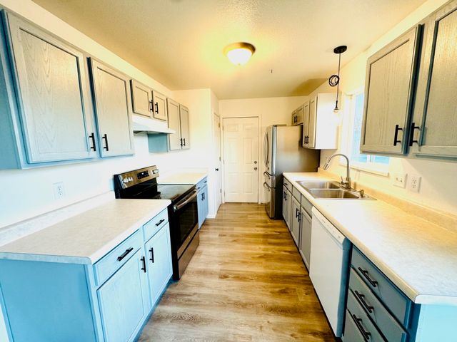 486 Gentle Winds Court, Clifton, CO 81520