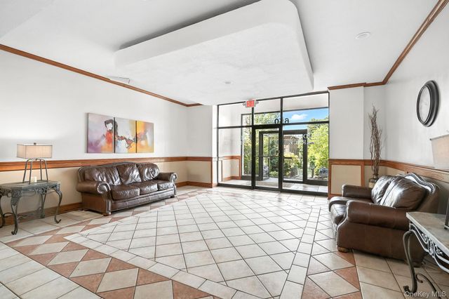 650 Warburton Avenue 6M, Yonkers, NY 10701