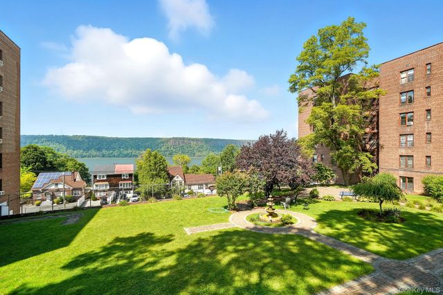 650 Warburton Avenue 6M, Yonkers, NY 10701