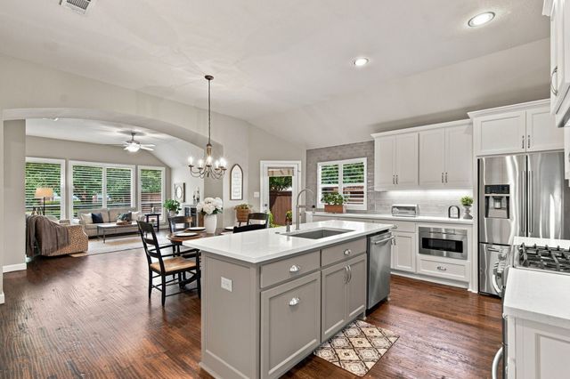 10053 Slick Rock Trail, Frisco, TX 75033