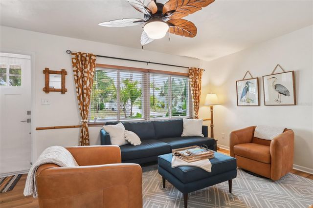 797 LAKESIDE DRIVE, Dunedin, FL 34698