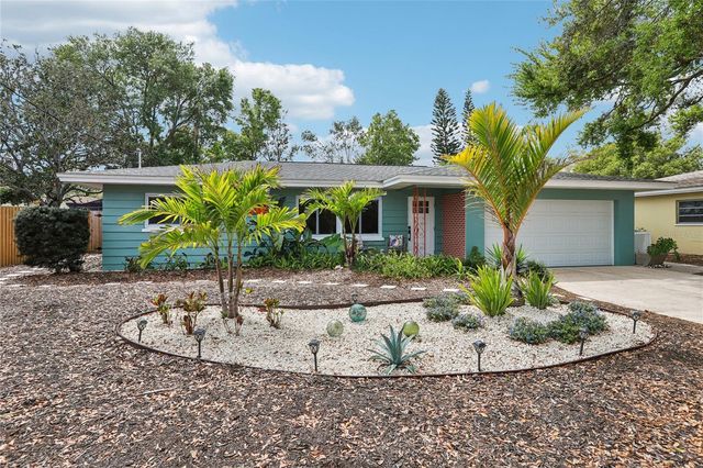 797 LAKESIDE DRIVE, Dunedin, FL 34698