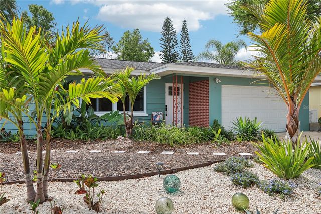 797 LAKESIDE DRIVE, Dunedin, FL 34698