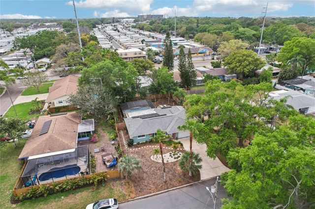 797 LAKESIDE DRIVE, Dunedin, FL 34698