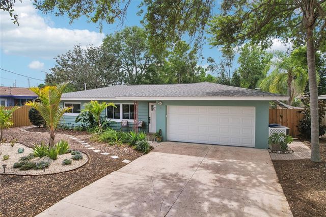 797 LAKESIDE DRIVE, Dunedin, FL 34698