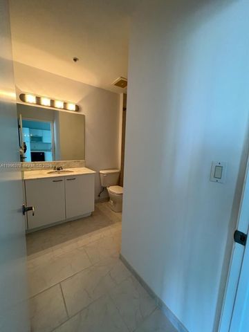 133 NE 2nd Ave 1011, Miami, FL 33132