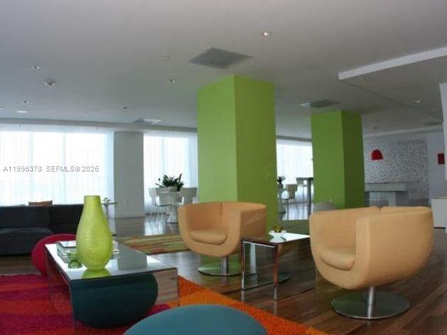 133 NE 2nd Ave 1011, Miami, FL 33132