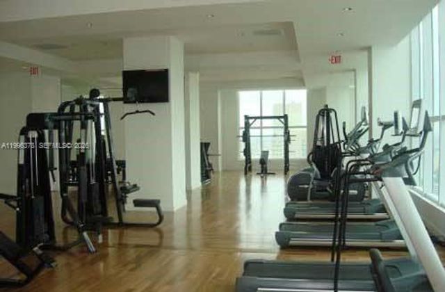 133 NE 2nd Ave 1011, Miami, FL 33132