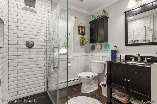 32341 Woody, Fraser, MI 48026