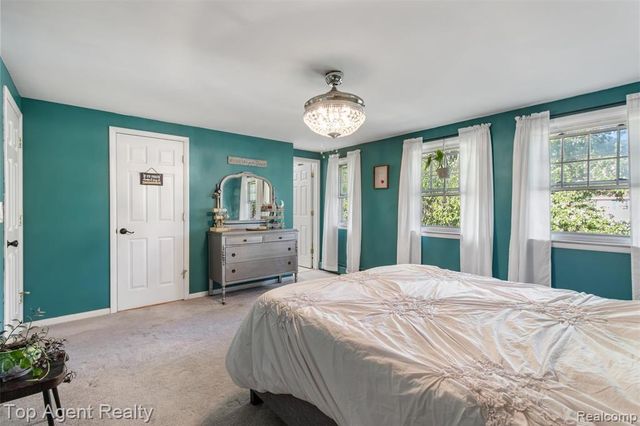 32341 Woody, Fraser, MI 48026
