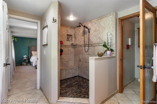 32341 Woody, Fraser, MI 48026