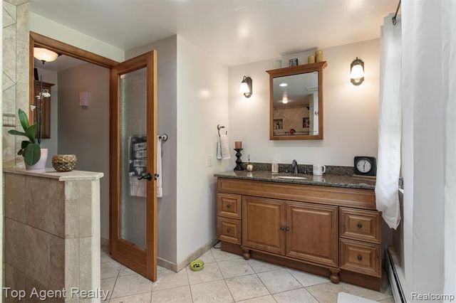 32341 Woody, Fraser, MI 48026