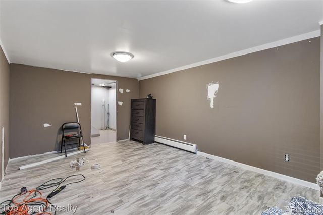 32341 Woody, Fraser, MI 48026