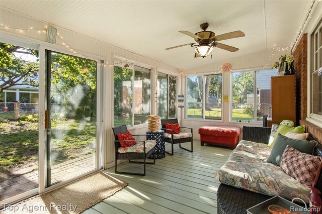 32341 Woody, Fraser, MI 48026