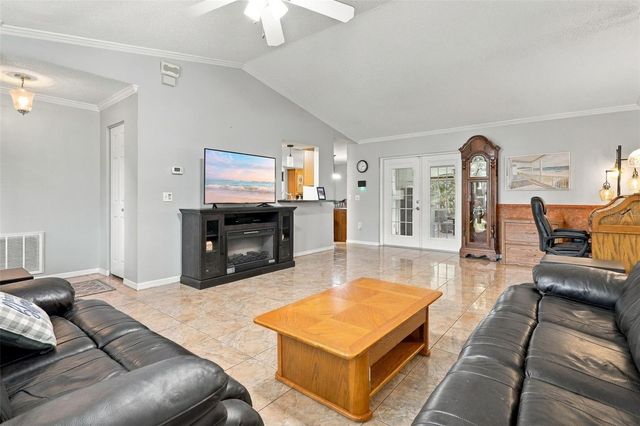 2188 8TH AVENUE, Deland, FL 32724