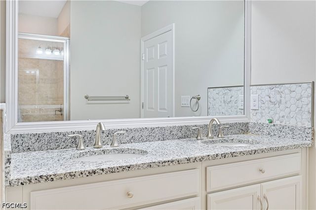 4365 Dutchess Park RD, Fort Myers, FL 33916