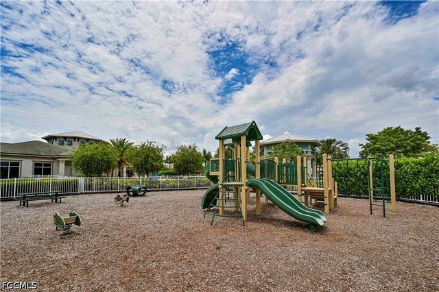 4365 Dutchess Park RD, Fort Myers, FL 33916
