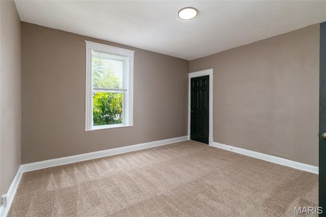 3339 Virginia Avenue, St Louis, MO 63118