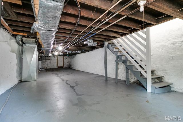 3339 Virginia Avenue, St Louis, MO 63118