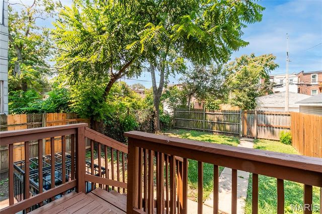3339 Virginia Avenue, St Louis, MO 63118