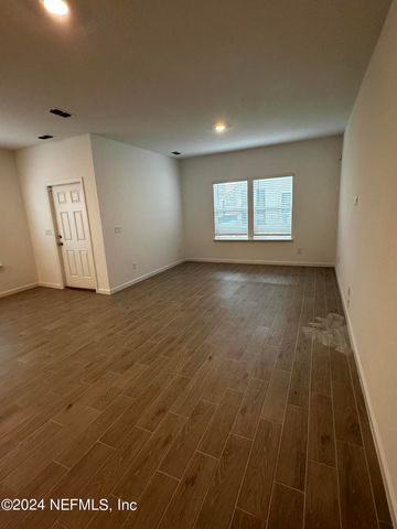 4387 LEEWARD BREEZE Loop, Middleburg, FL 32068