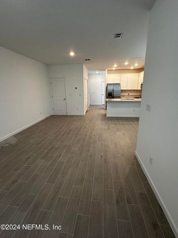 4387 LEEWARD BREEZE Loop, Middleburg, FL 32068