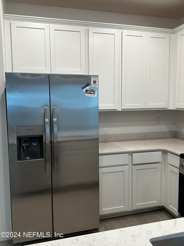 4387 LEEWARD BREEZE Loop, Middleburg, FL 32068