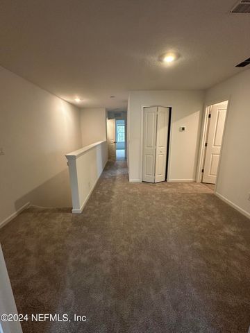 4387 LEEWARD BREEZE Loop, Middleburg, FL 32068