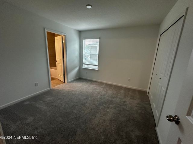 4387 LEEWARD BREEZE Loop, Middleburg, FL 32068