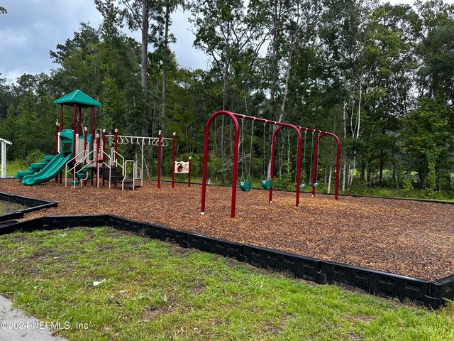4387 LEEWARD BREEZE Loop, Middleburg, FL 32068