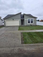 1567 E A St. St, Deer Park, WA 99006