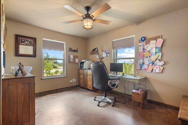 7835 Berger RD, Schulenburg, TX 78956