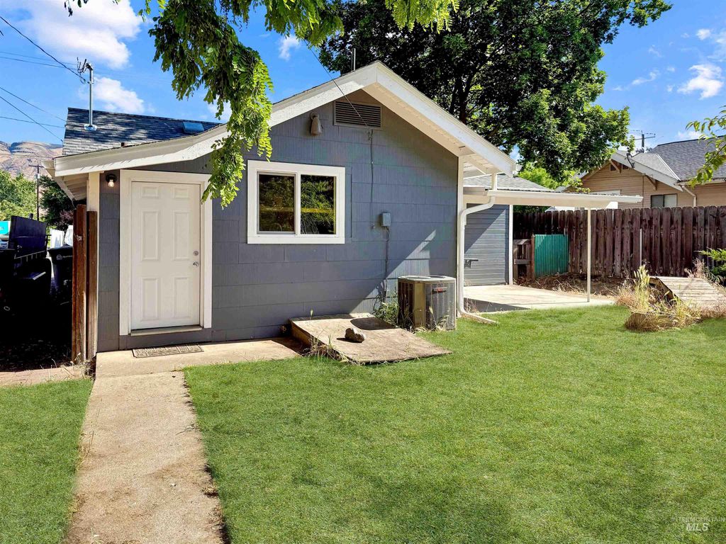 1009 Elm St, Clarkston, WA 99403 photo 5