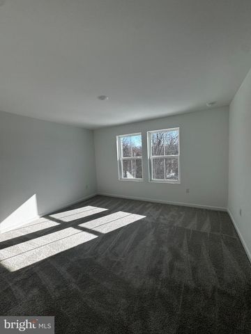 59 BASSWOOD ST, Berlin, NJ 08009