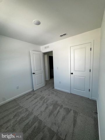 59 BASSWOOD ST, Berlin, NJ 08009