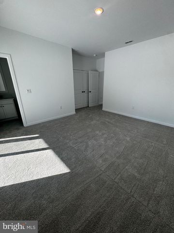 59 BASSWOOD ST, Berlin, NJ 08009