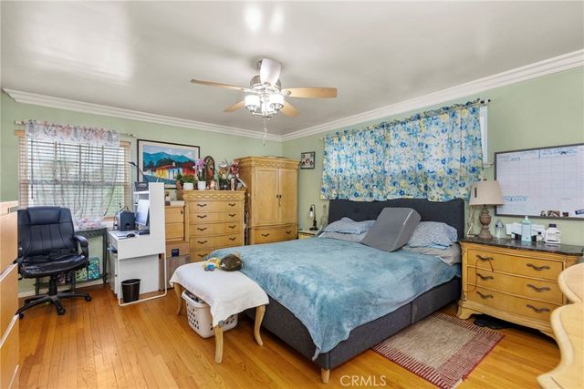 9253 Hayvenhurst Avenue, North Hills, CA 91343