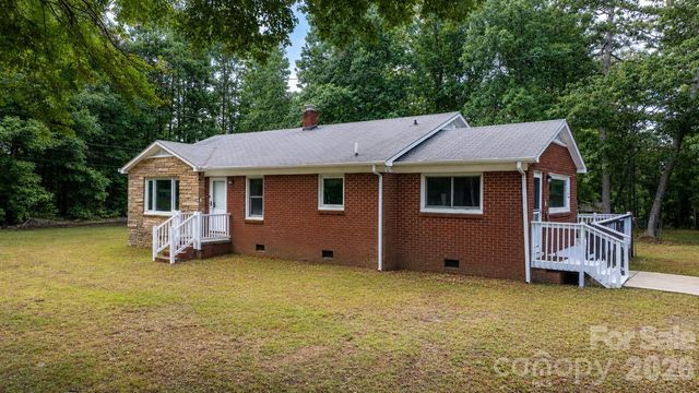 2981 East Maiden Road, Maiden, NC 28650