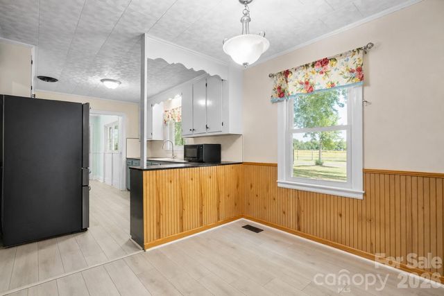 2981 East Maiden Road, Maiden, NC 28650