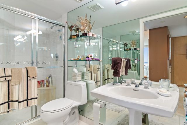 3500 Mystic Pointe Dr 2204, Aventura, FL 33180