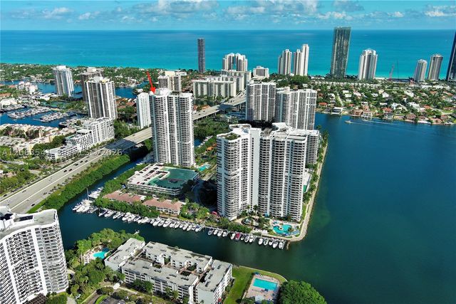 3500 Mystic Pointe Dr 2204, Aventura, FL 33180