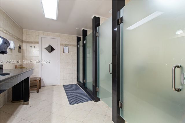 3500 Mystic Pointe Dr 2204, Aventura, FL 33180