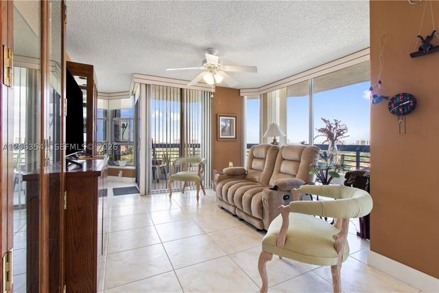 3500 Mystic Pointe Dr 2204, Aventura, FL 33180